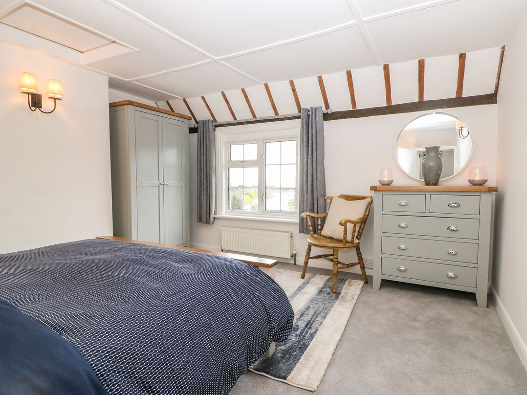 2 Seaview Cottages