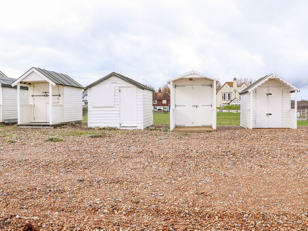 2 Seaview Cottages