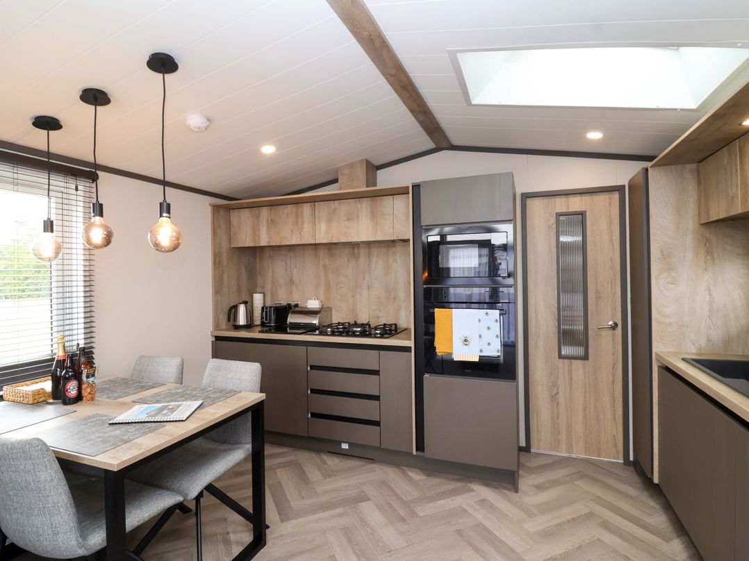Hazelnut Lodge