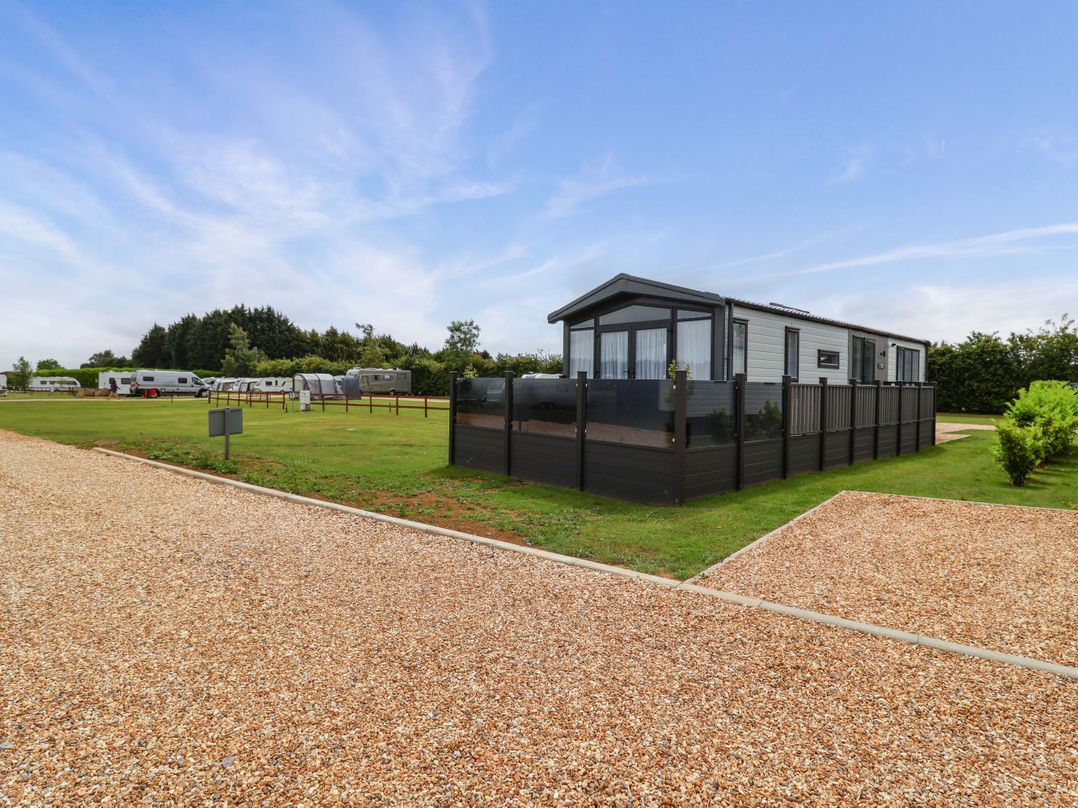 Hazelnut Lodge