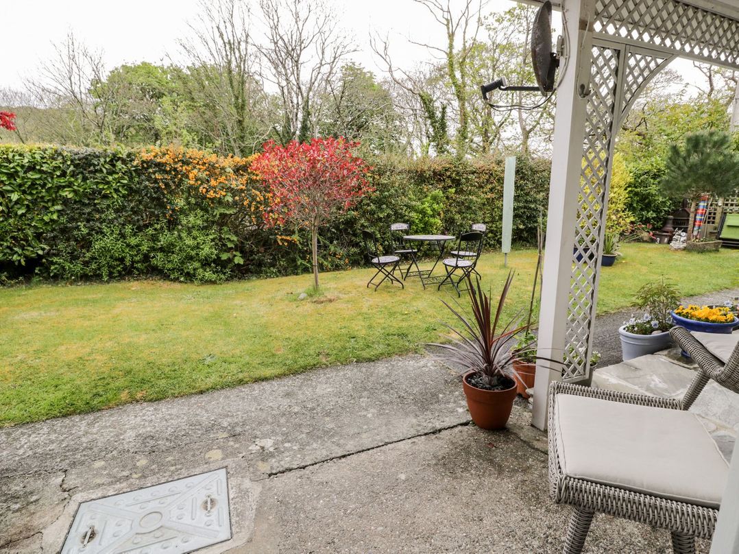 3 Riverside Bungalows