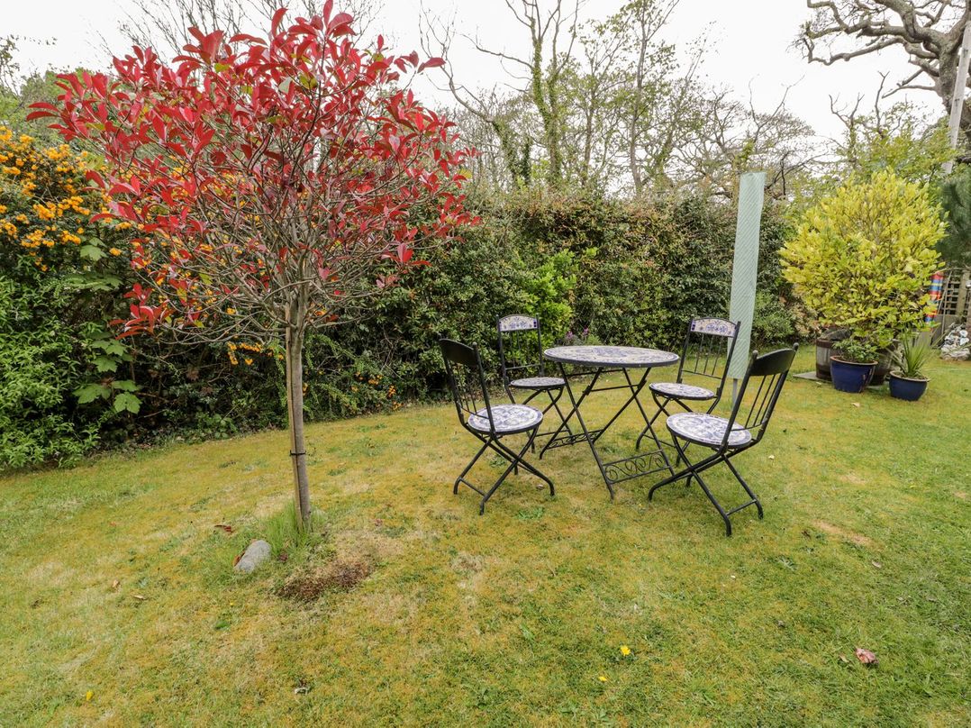 3 Riverside Bungalows