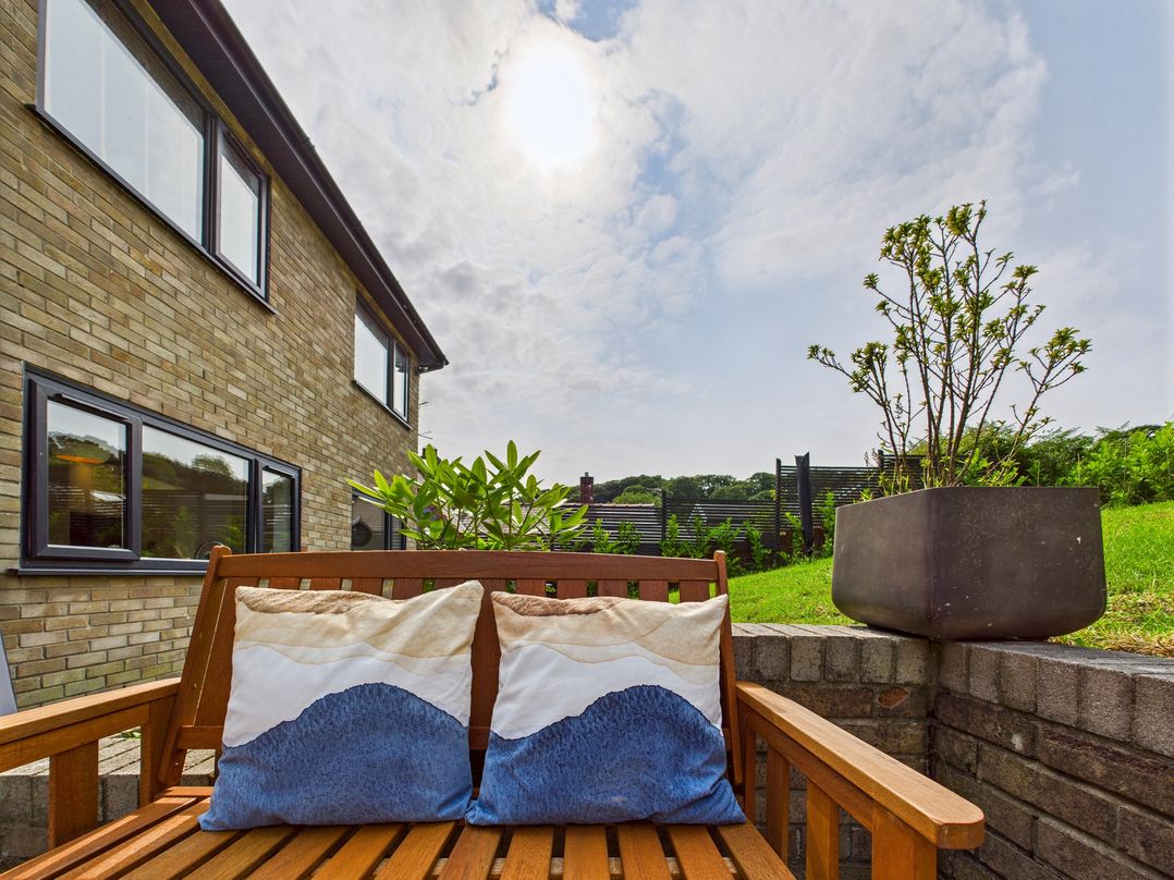 Luxury Beach Stay with Hot Tub