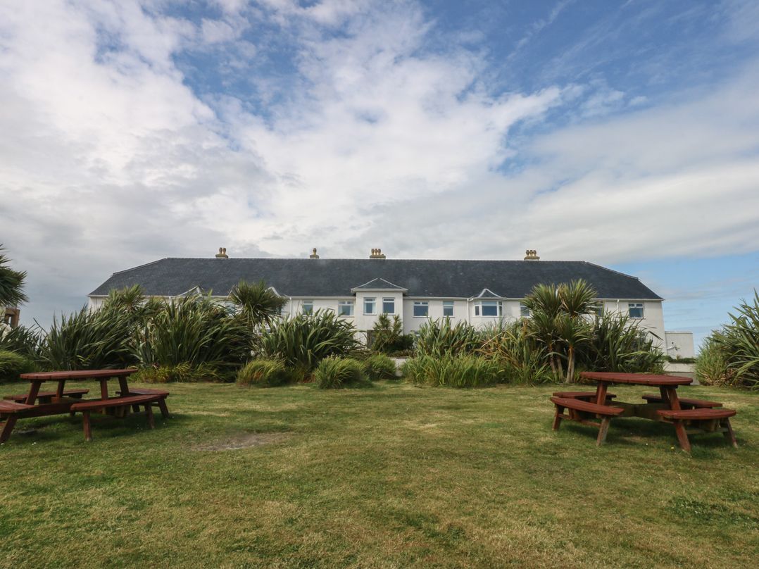 Cwtch y Môr Plas Darien