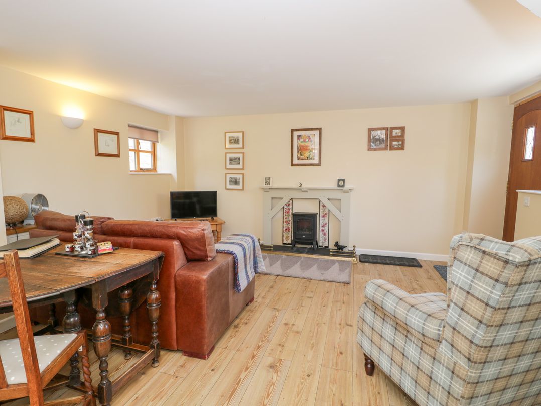 Woodpecker Cottage