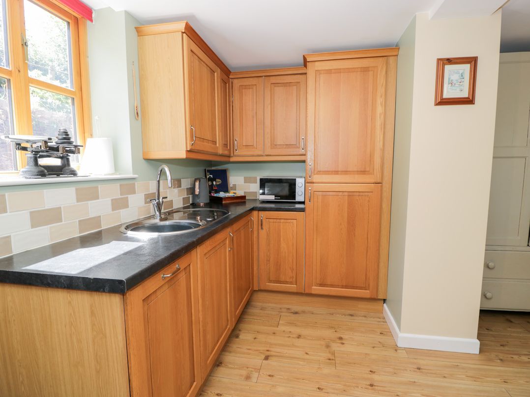 Woodpecker Cottage