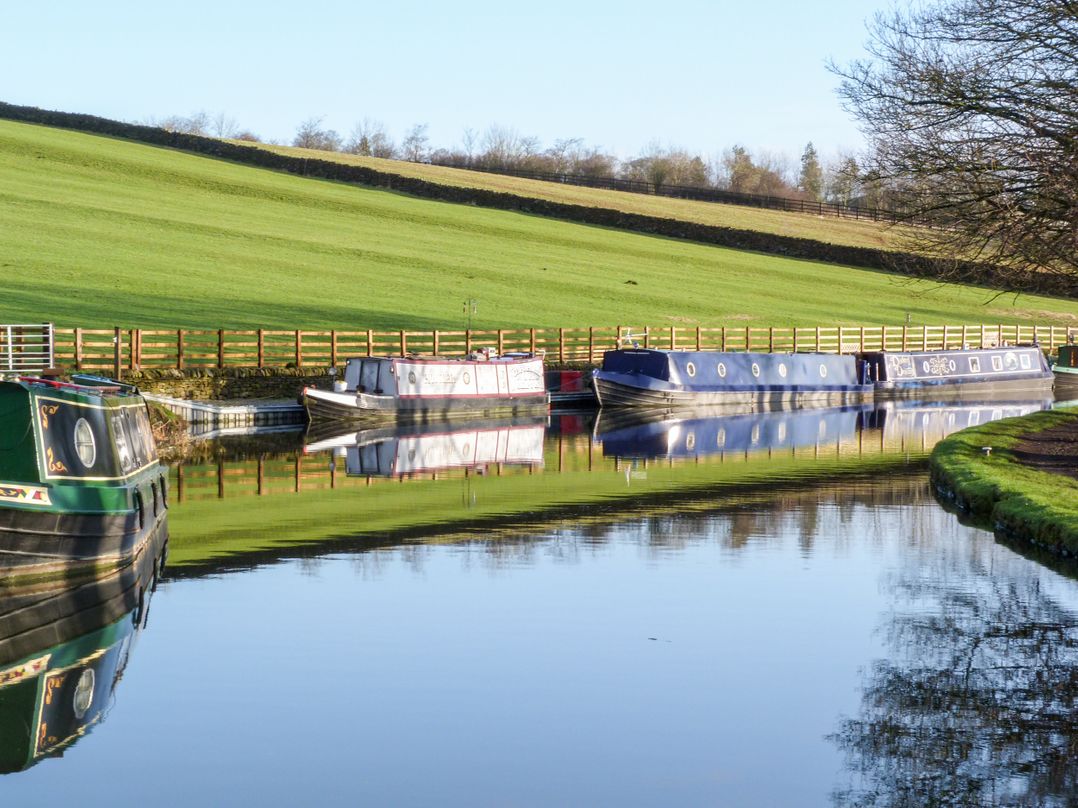 Number 7 Canalside