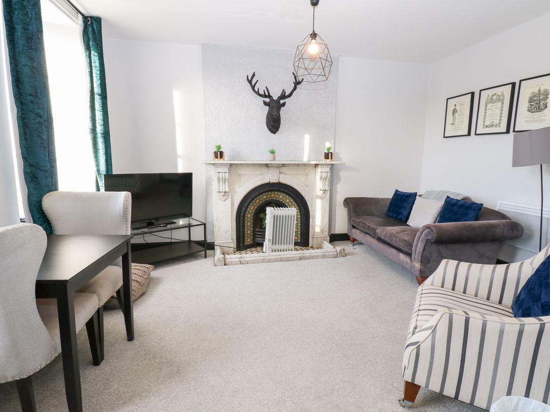 Lowther Apartment