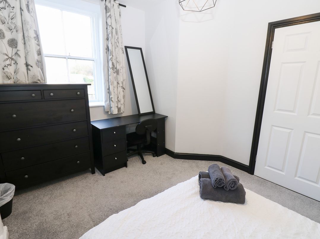 Lowther Apartment