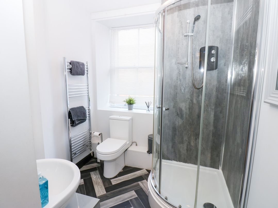 Lowther Apartment