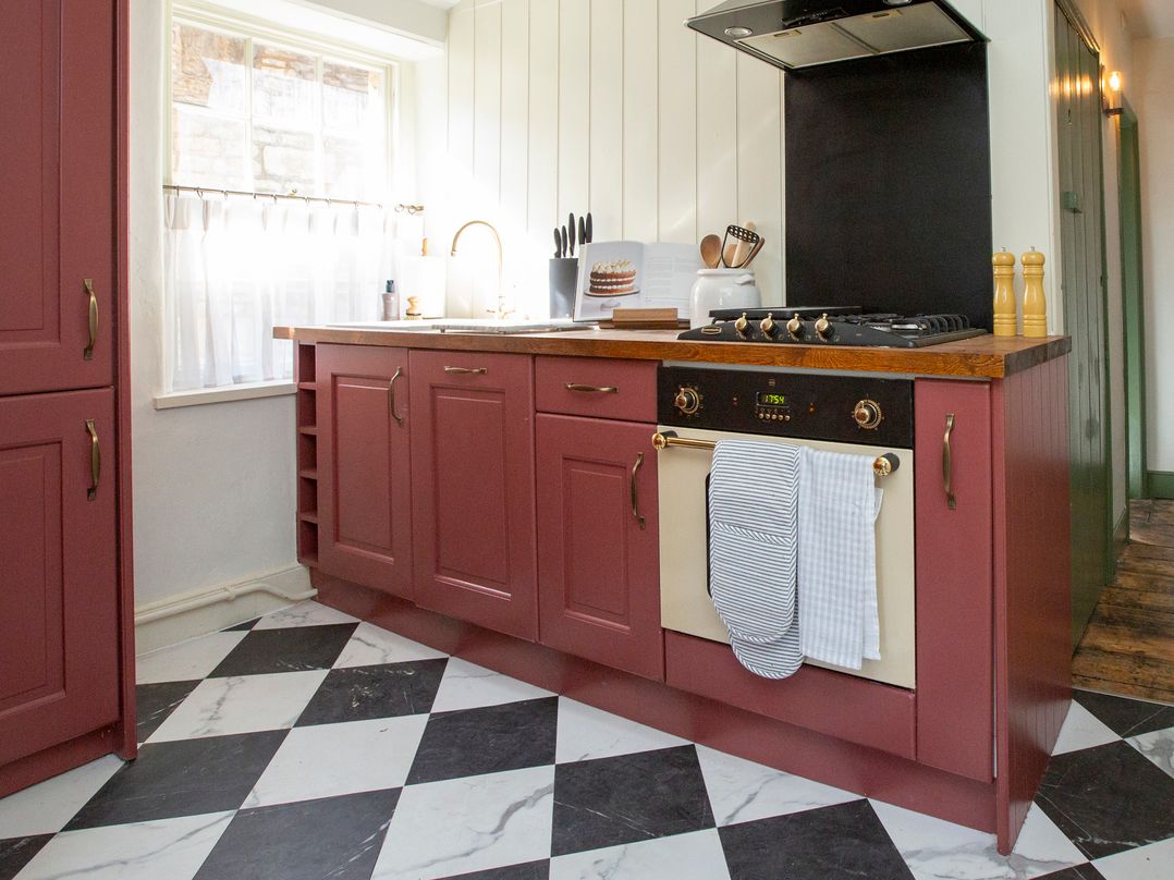 Apartment 2, 86 Dyer Street