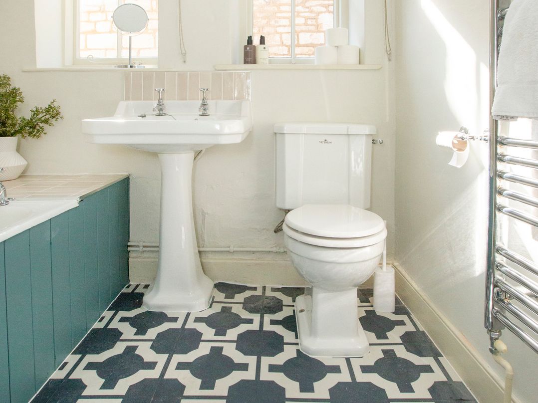 Apartment 2, 86 Dyer Street