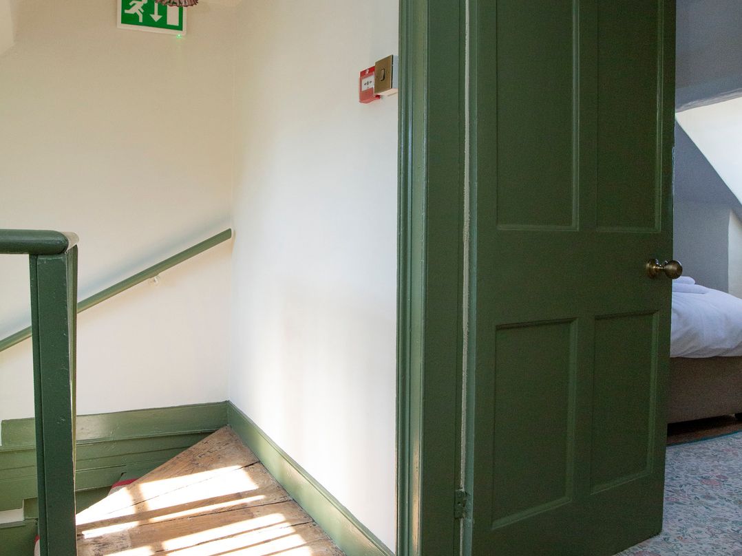 Apartment 2, 86 Dyer Street