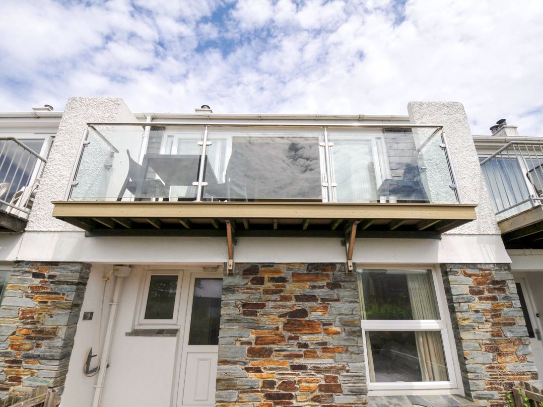 9 Slipway Cottages