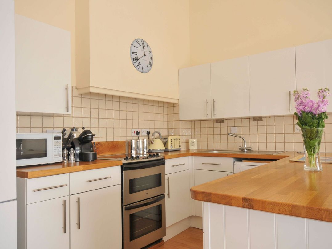 9 Slipway Cottages