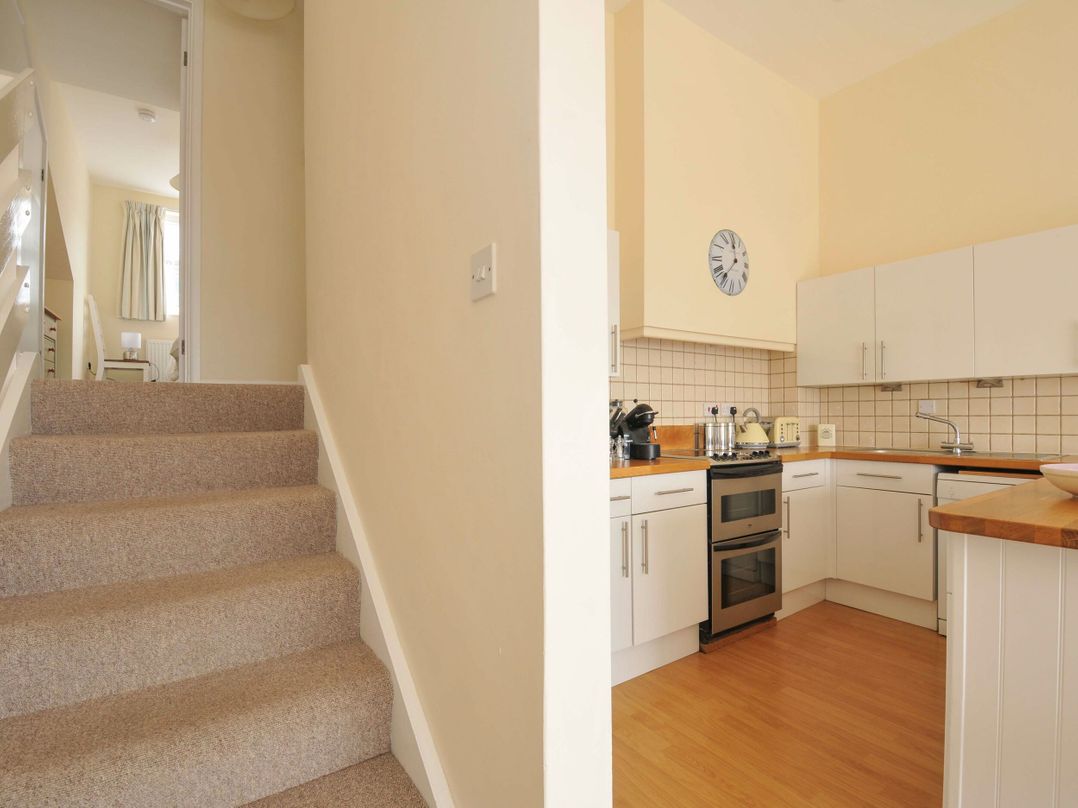 9 Slipway Cottages
