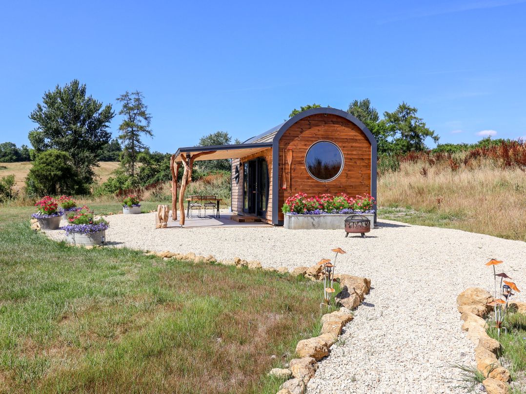 Bugley Pools Hideaway