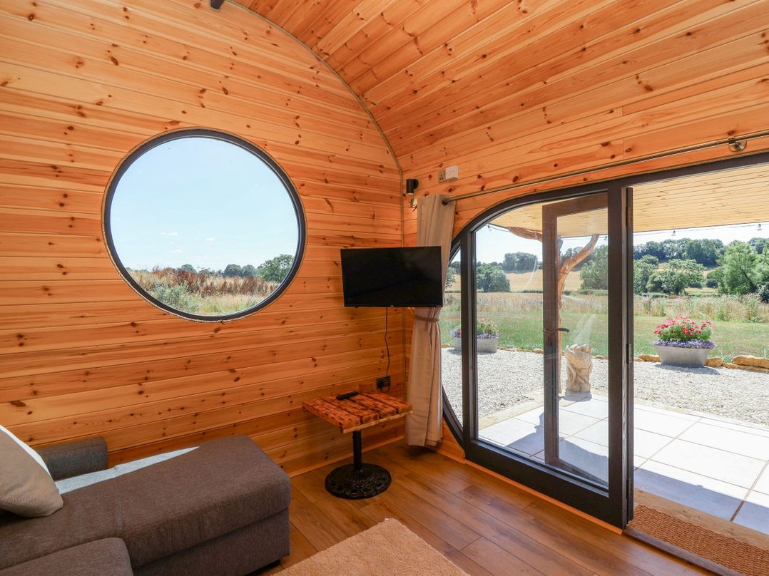 Bugley Pools Hideaway