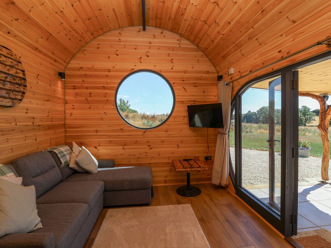 Bugley Pools Hideaway