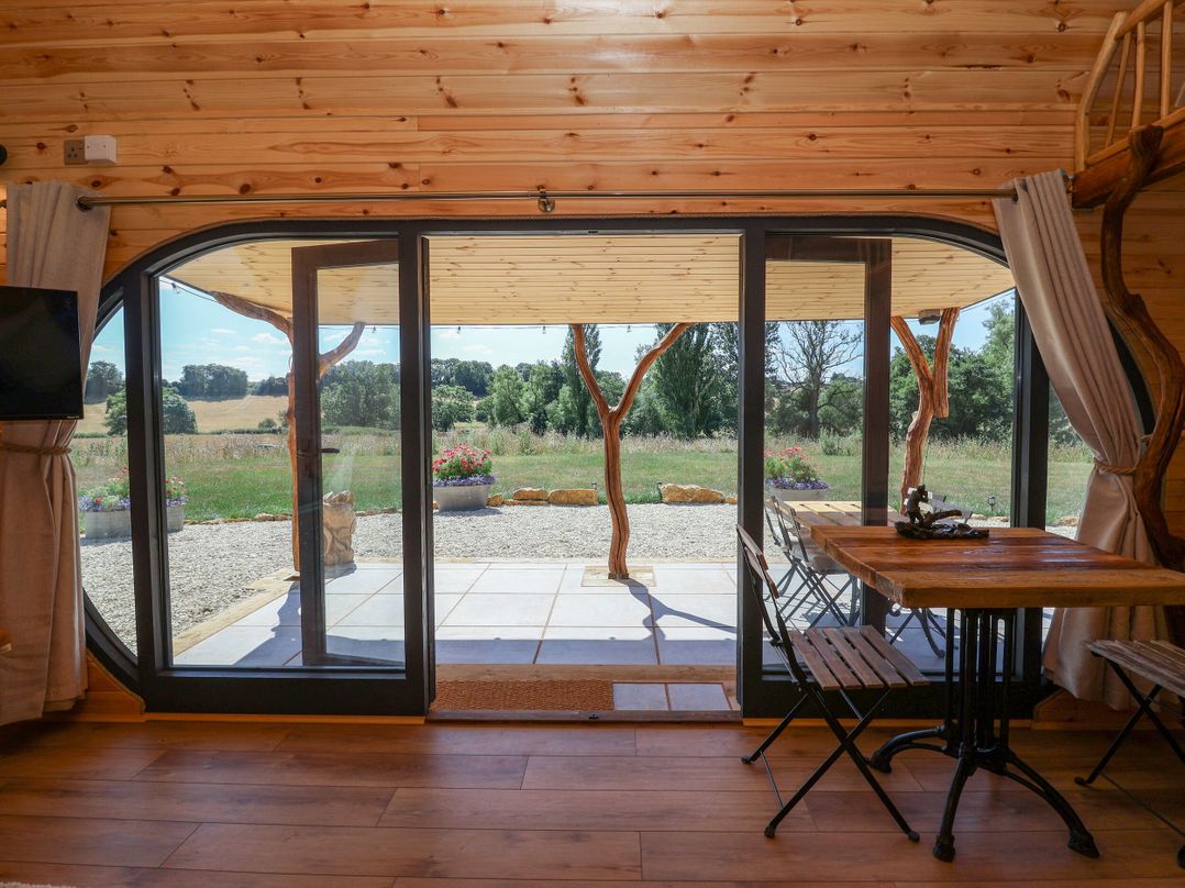 Bugley Pools Hideaway