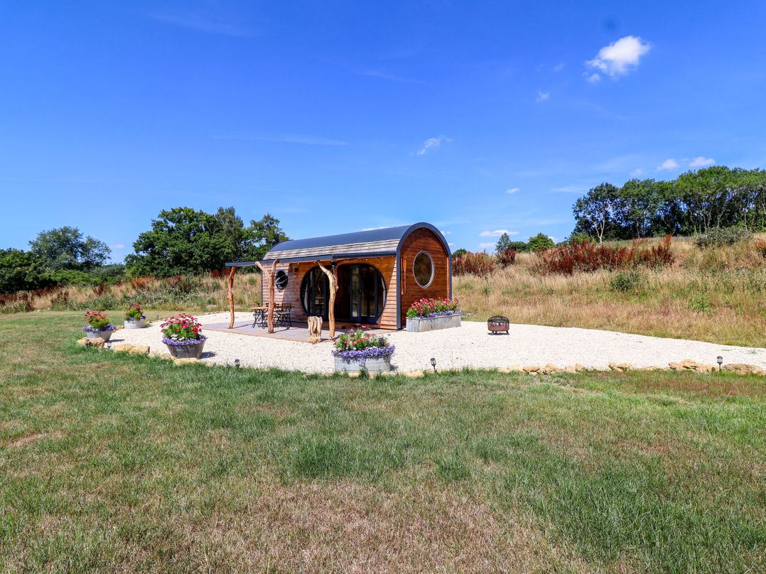 Bugley Pools Hideaway