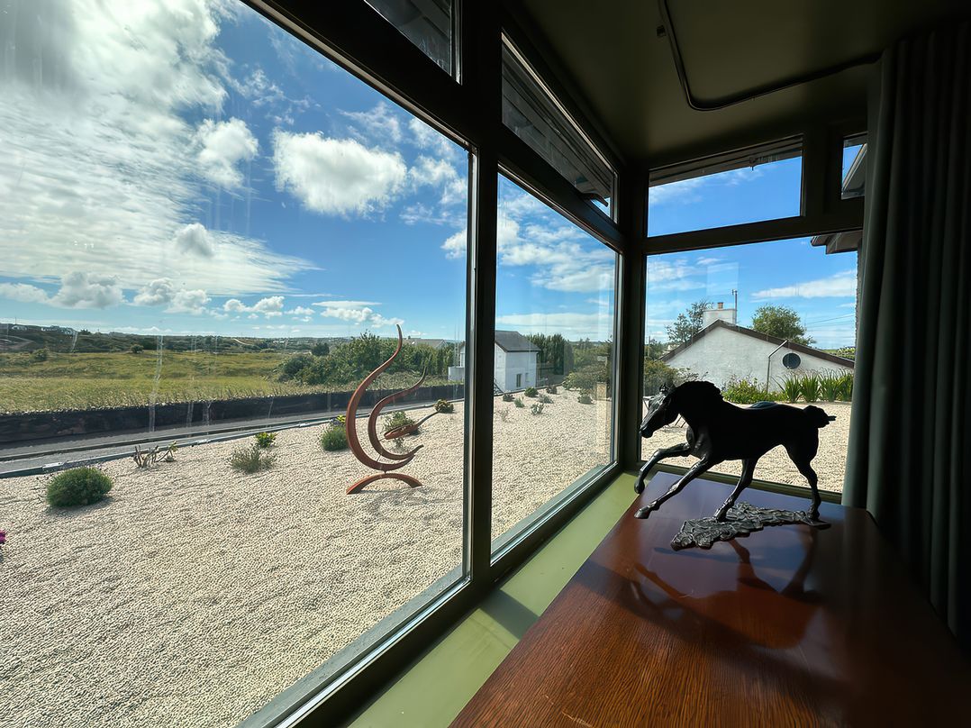 The Garden Cottage and Carriage House