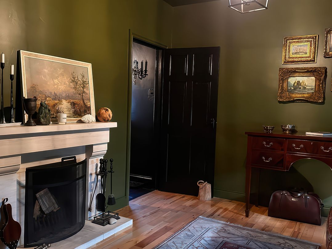 The Garden Cottage and Carriage House