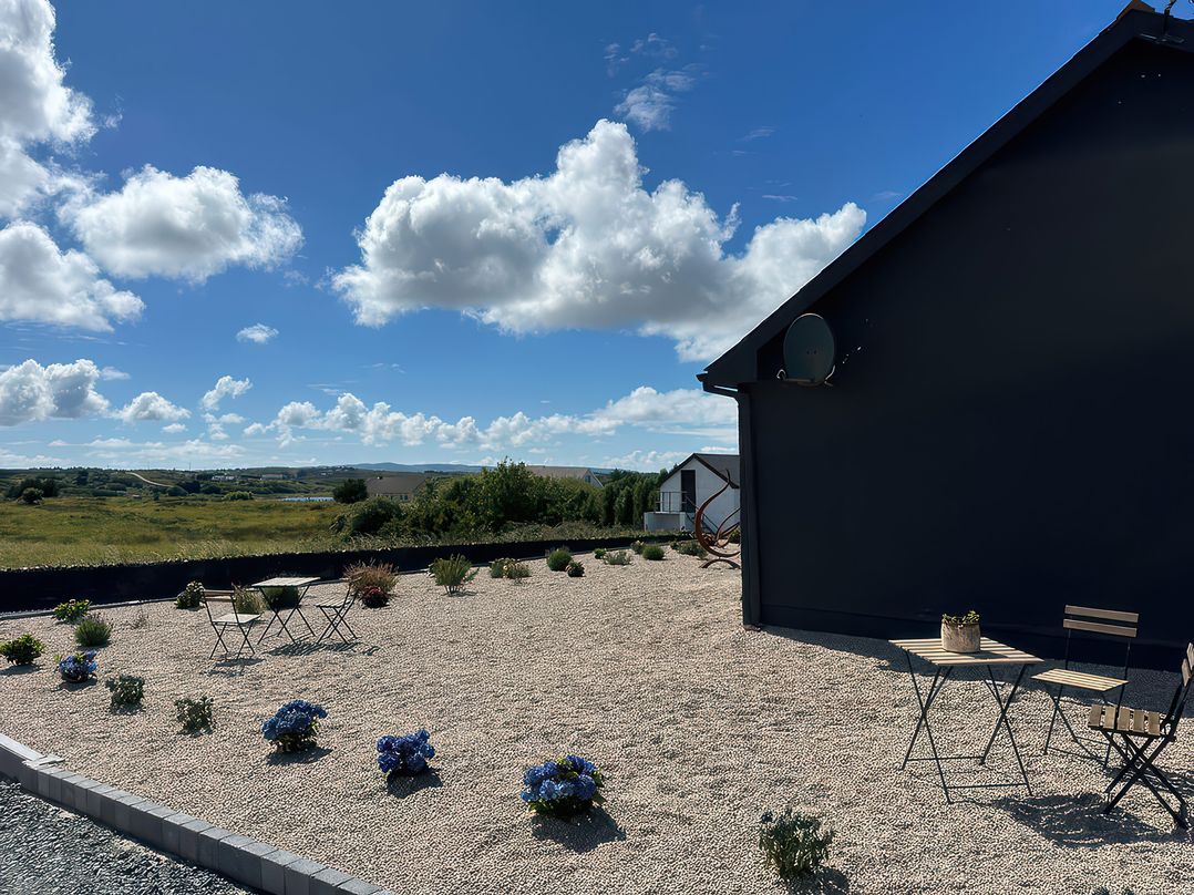 The Garden Cottage and Carriage House