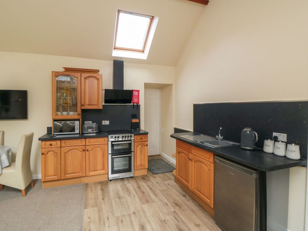 Midsummer Cottage