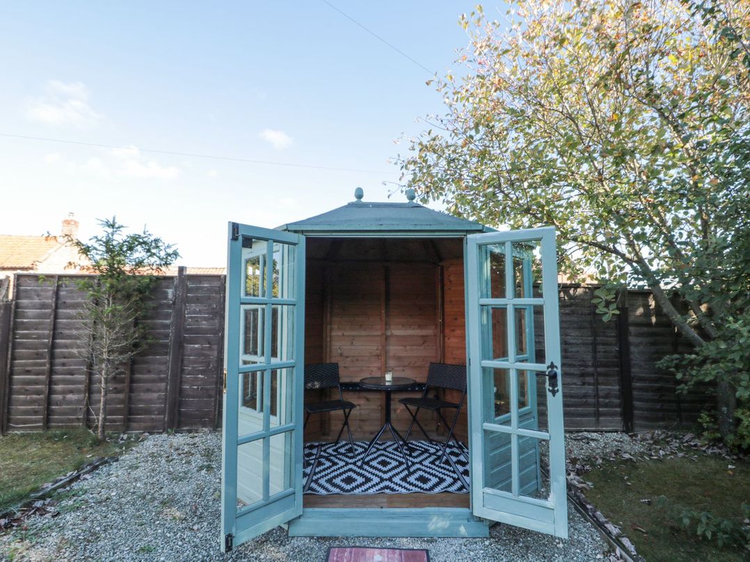 Midsummer Cottage
