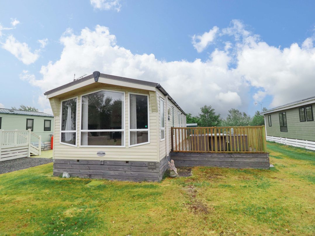 Beach Retreat E19 Dyffryn Seaside Estate