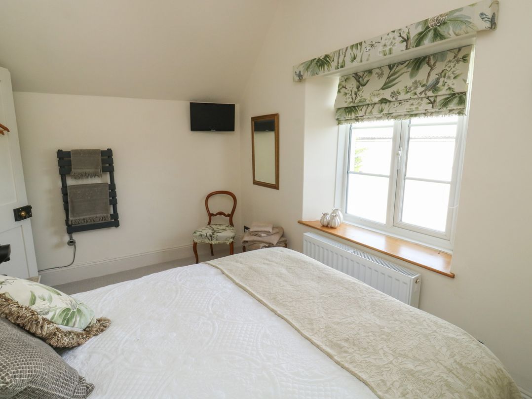 Tracey Cottage