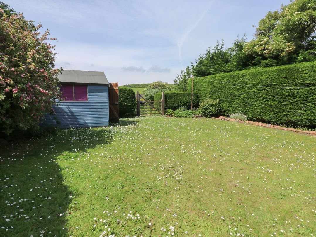Tracey Cottage