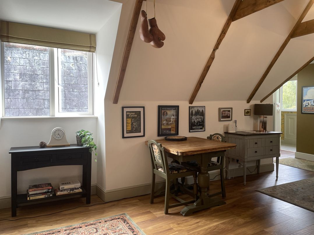 Queensbury Loft