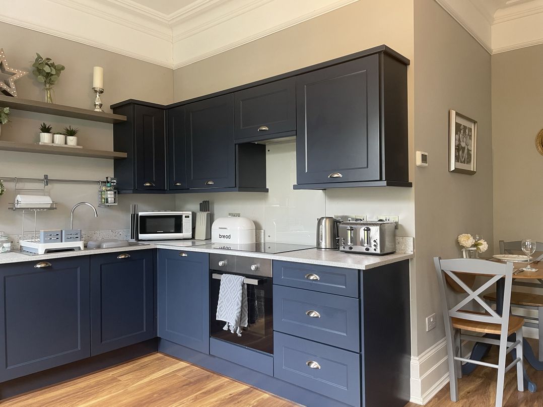 DeCressy Apartment
