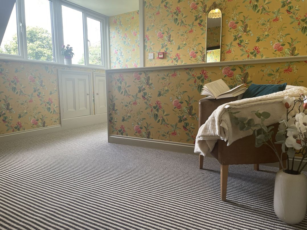 DeCressy Apartment