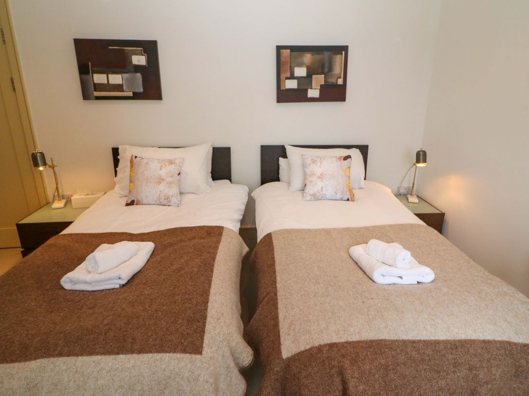 25 Ring of Kerry Golf Club Cottages