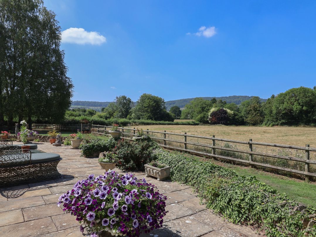 Leafield Cottage