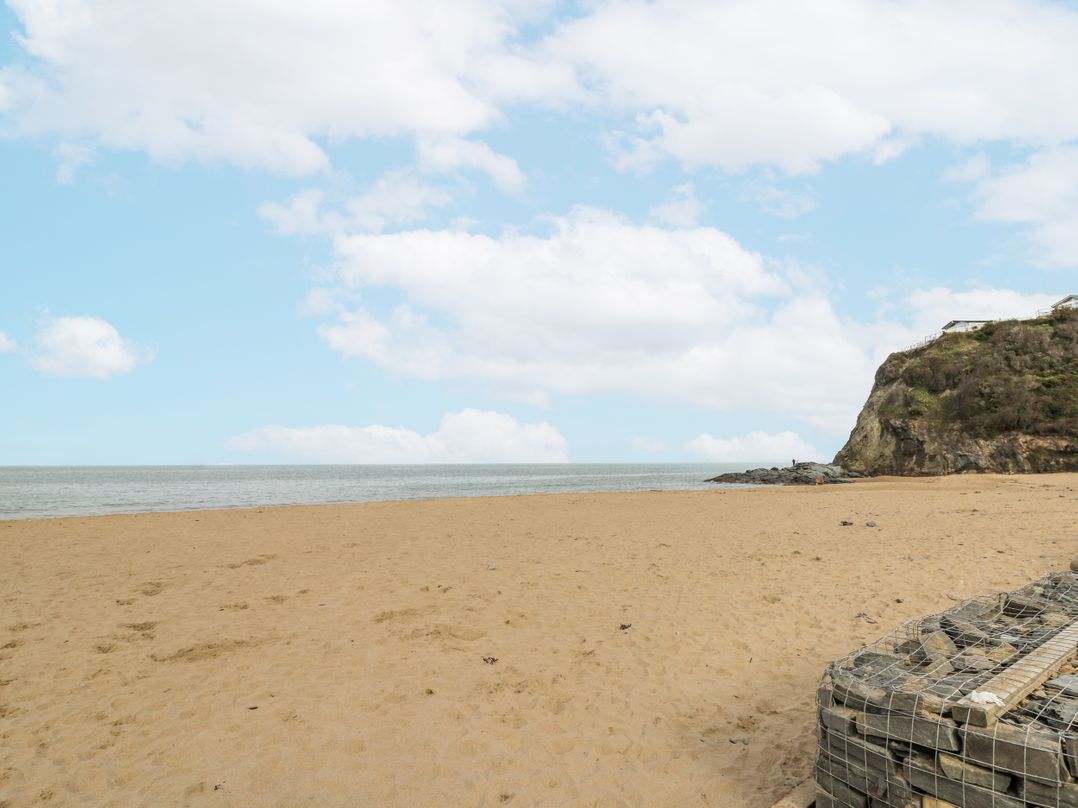 Awel Deg, Tresaith