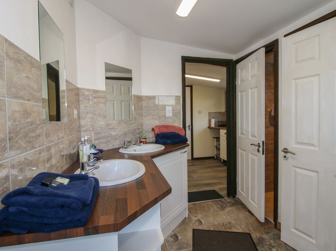 Sharon's Shepherd Hut