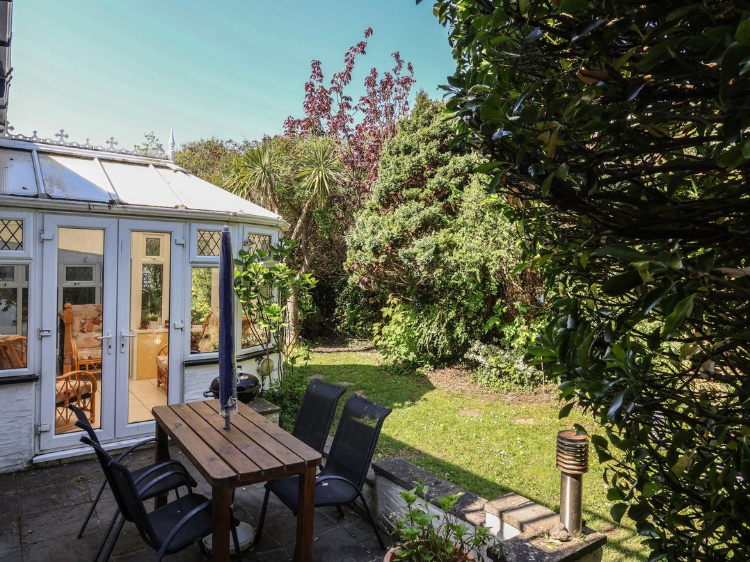 Honey Cottage