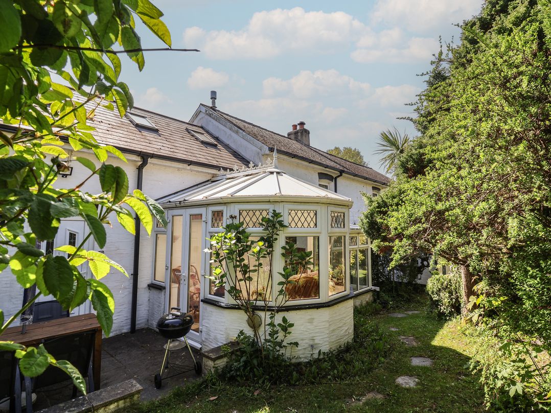 Honey Cottage