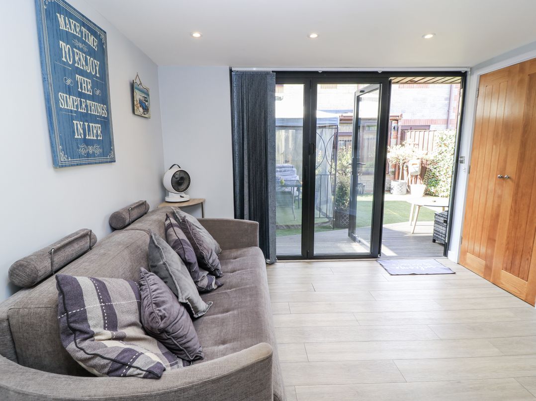 The Chill Garden Room