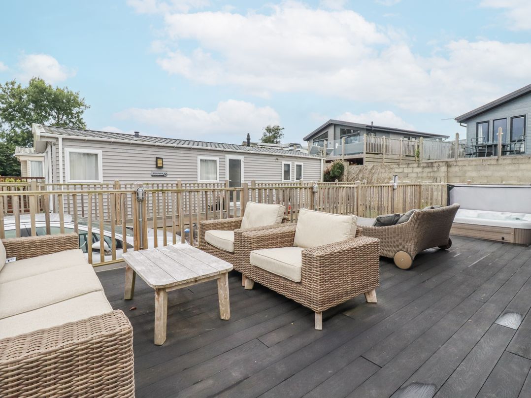 Minack Lodge