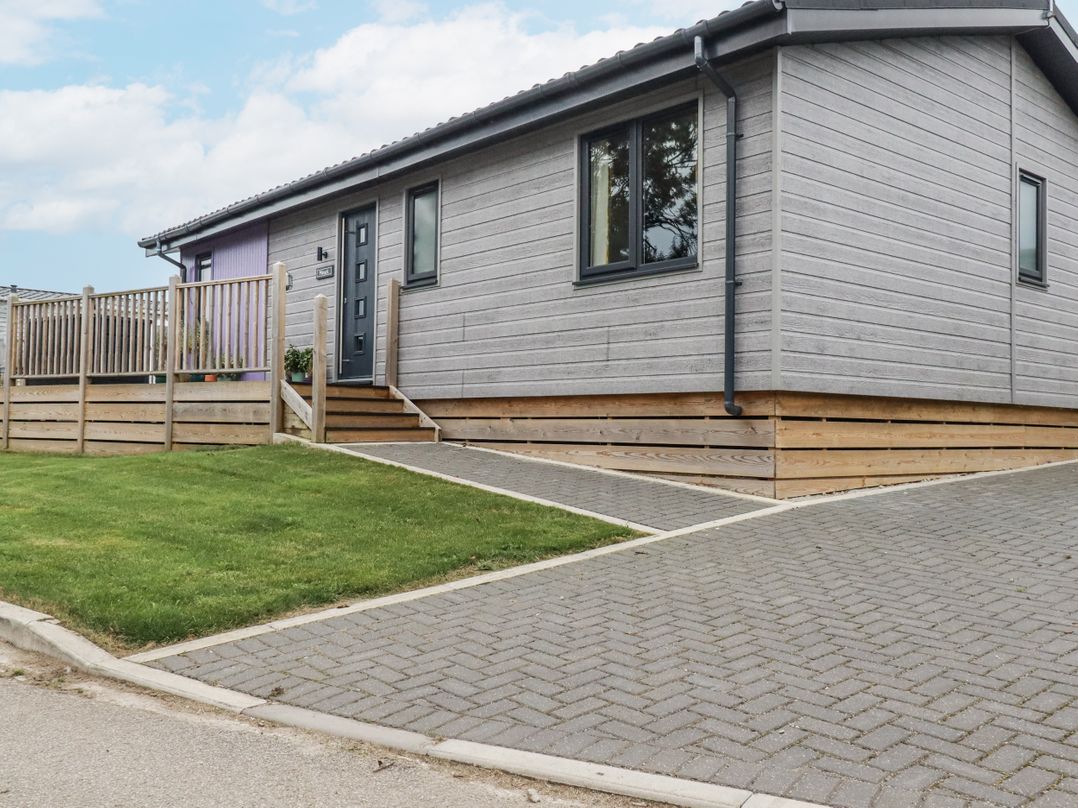 Minack Lodge