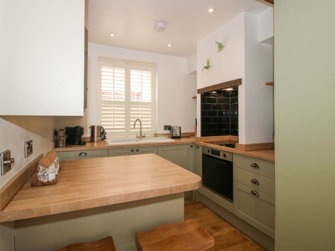 Raven Lane Retreat