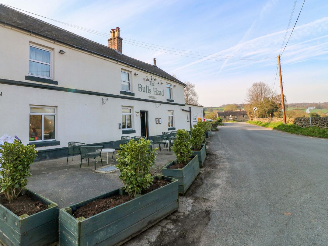 5 Belper Lane End
