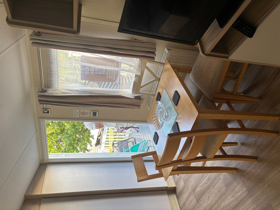 Singh&Leite Family Caravan