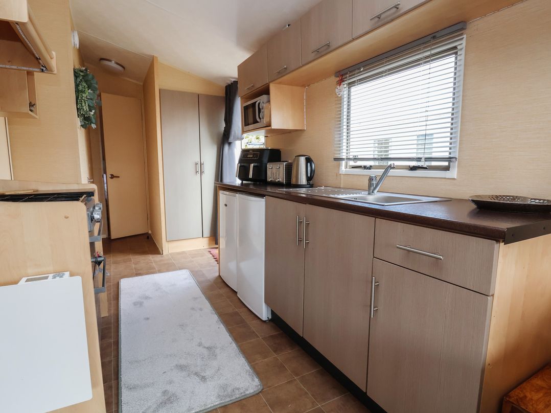 Caravan 596