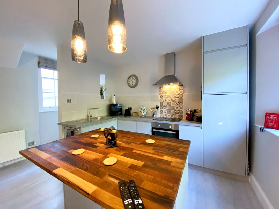 Meadfoot Bay Apartment at Hesketh Crescent